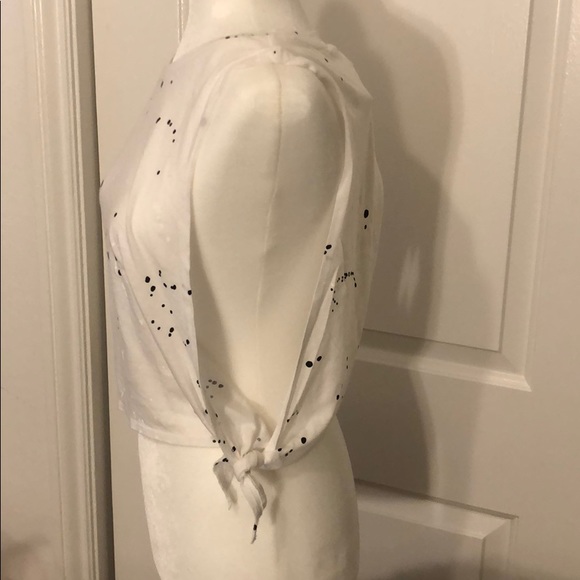 Preowned Paint splatter Tank - Picture 2 of 2